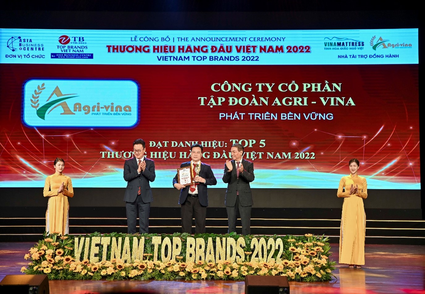 AGRI-VINA VINH DỰ NHẬN GIẢI THƯỞNG TOP 5 - THƯƠNG HIỆU HÀNG ĐẦU VIỆT NAM